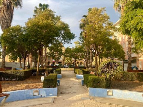 Malvarrosa – The Most Beautiful and Famous Beach in Valencia Malvarrosa – The Most Beautiful and Famous Beach in Valencia