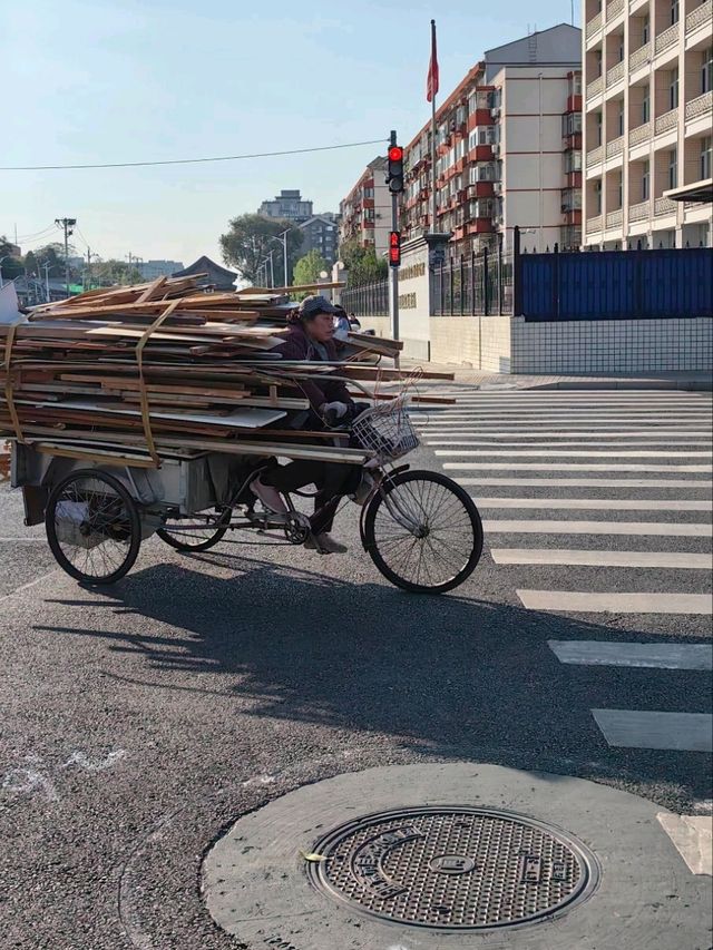 Гайд по Пекину: Аутентичные хутуны,Храм Белой Ступы и аптека Гайд по Пекину: Аутентичные хутуны,Храм Белой Ступы и аптека