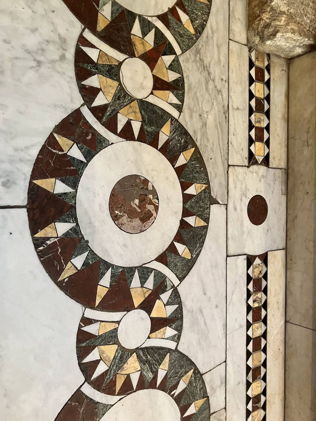 ✨ Durham Cathedral – A visitor experience full of awe and serenity ✨ 🌿🕯️ ✨ Durham Cathedral – A visitor experience full of awe and serenity ✨ 🌿🕯️