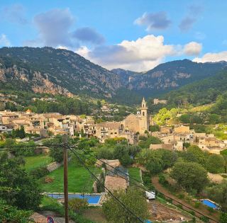 Valldemossa, Spain 🇪🇸

Explored the beautiful mountain village of Valldemossa, nestled in the Serra de Tramuntana at around 409 metres above sea level, on the Balearic island of Mallorca. Wandered through its charming cobbled streets, stone houses and flower-filled lanes.

Visited the historic Royal Charterhouse (Cartoixa de Valldemossa), including the monastery, old pharmacy and the rooms associated with Frédéric Chopin and George Sand, who spent the winter of 1838–39 here.

Also enjoyed the viewpoints and mountain scenery around the village—a peaceful and picturesque corner of Mallorca that feels like stepping into another era.

If you like my journeys, you can follow me. Thank you.

#Valldemossa  #Mallorca  #Spain  #SerraDeTramuntana  #Chopin  #GeorgeSand  #RoyalCharterhouse  #Majorca  #BalearicIslands  #TravelPhotography  #Wanderlust  #lostpanda  

