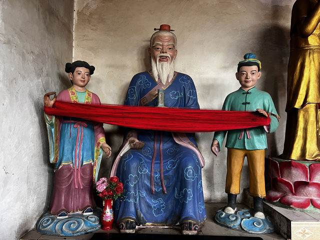 雲南祿豐縣白衣庵寺廟