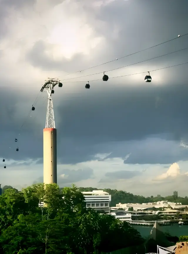 【暢遊獅城】新加坡纜車晃啊晃：眺望城市天際線～