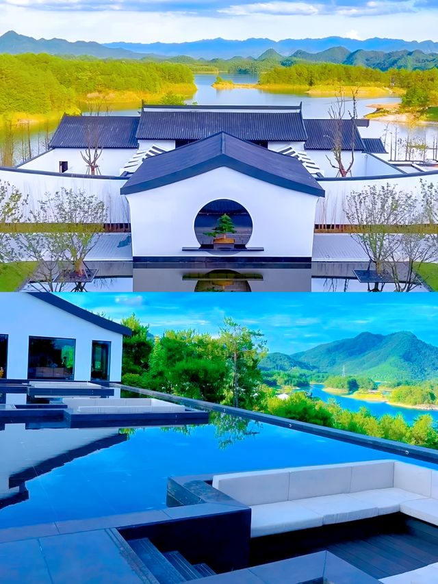 這樣的酒店很難不愛，一家人像在畫裡度假