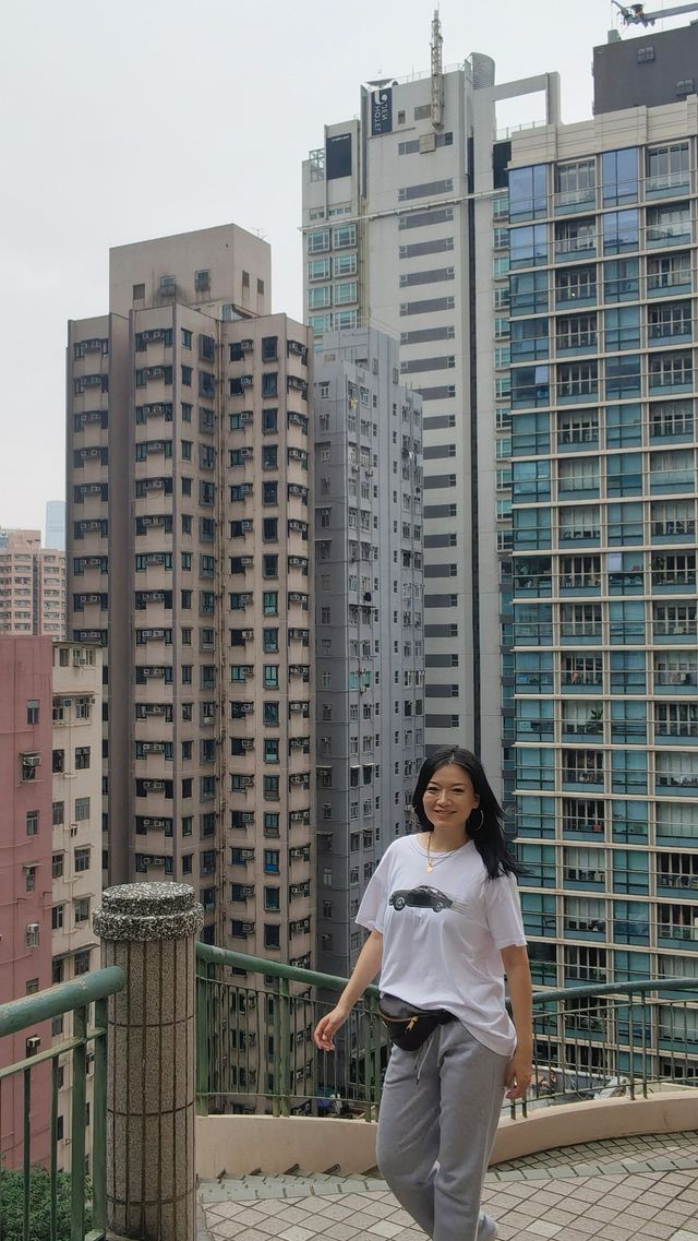 香港pk重慶 魔幻複雜主義街道