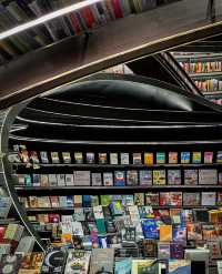 中國最美書店鍾書閣，哈利波特的魔法世界