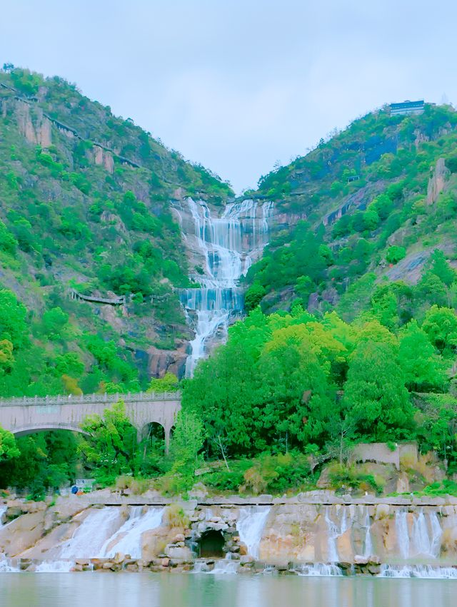 天台山瀑布，清涼一夏好去處！