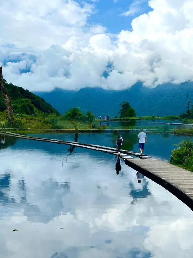 Not Switzerland, not abroad, not Xinjiang, but Heizhugou in Sichuan's surroundings, where Malirengjiu is located
