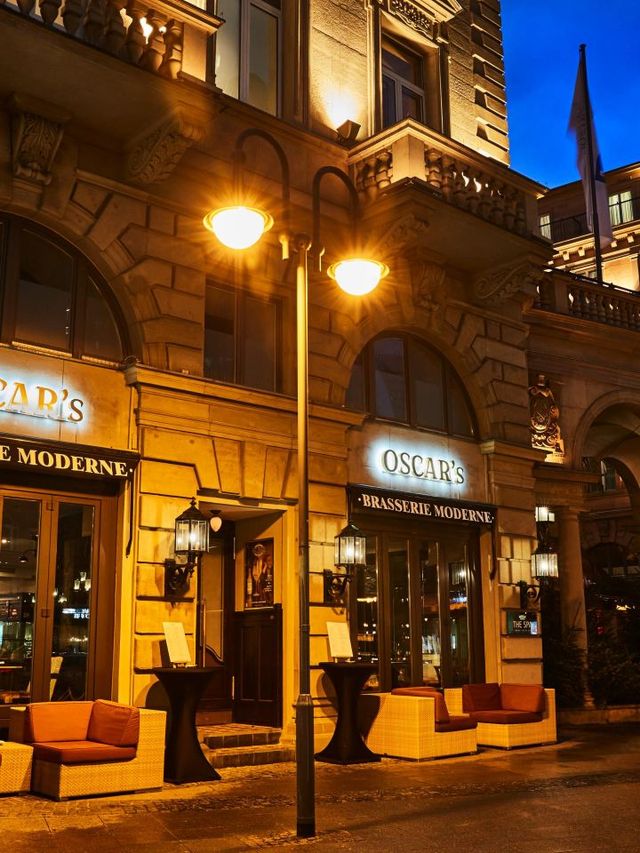 🌟 Frankfurt's Finest: A Stay at Steigenberger Icon 🌟
