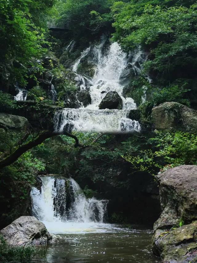 Mulan Tianchi Stream Trekking: A Race Against Time