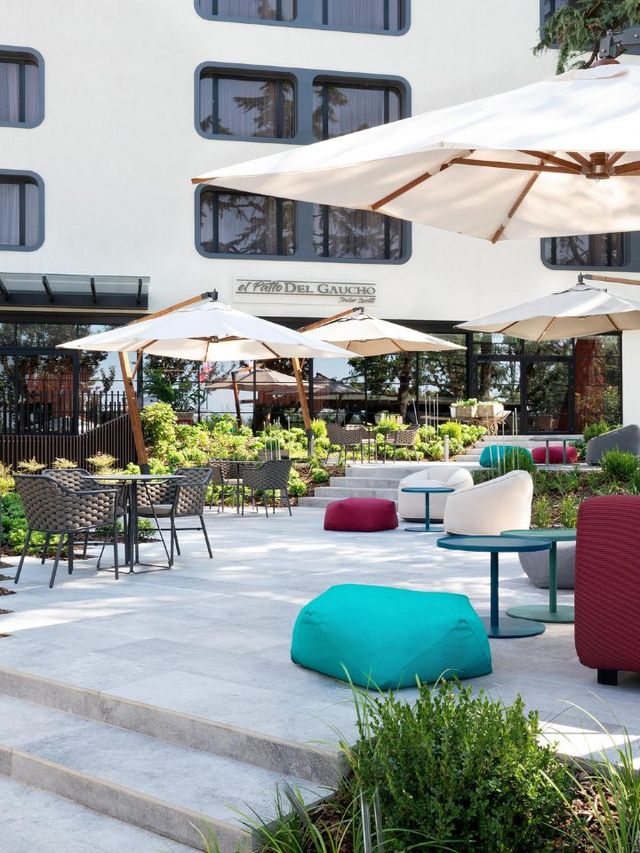 🌟 Milan's Luxe Retreat: Sheraton San Siro 🏟️✨