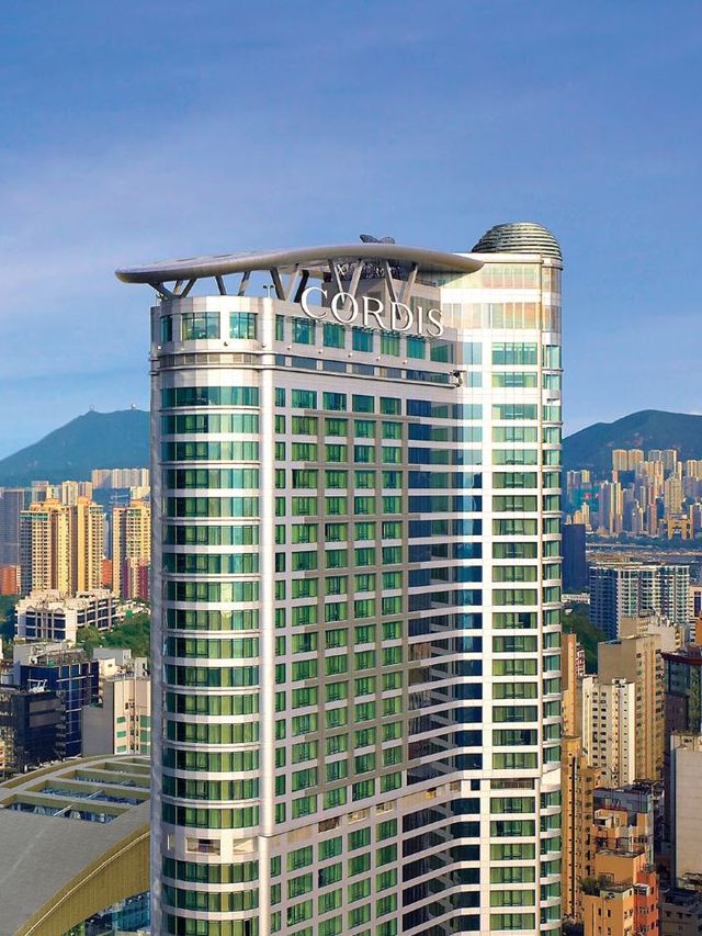 🌟 Hong Kong's Artistic Haven: Cordis Hotel 🎨✨