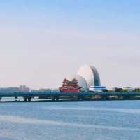 珠海日月貝大剧院：海上明珠，珠海地標性景點