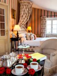 🌟 Saint-Paul-De-Vence Sleep Spots: Chic & Cozy Finds! 🛏️✨