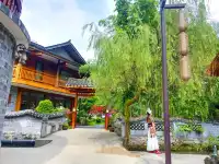 雲舍景區介紹，邂逅土家文化，盡享山水盛宴。