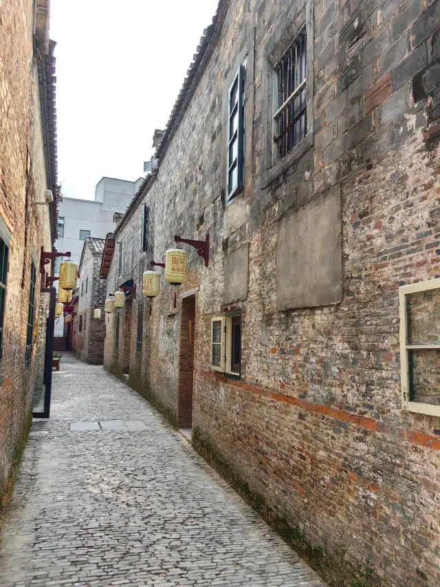 Jingdezhen, the Porcelain Capital.