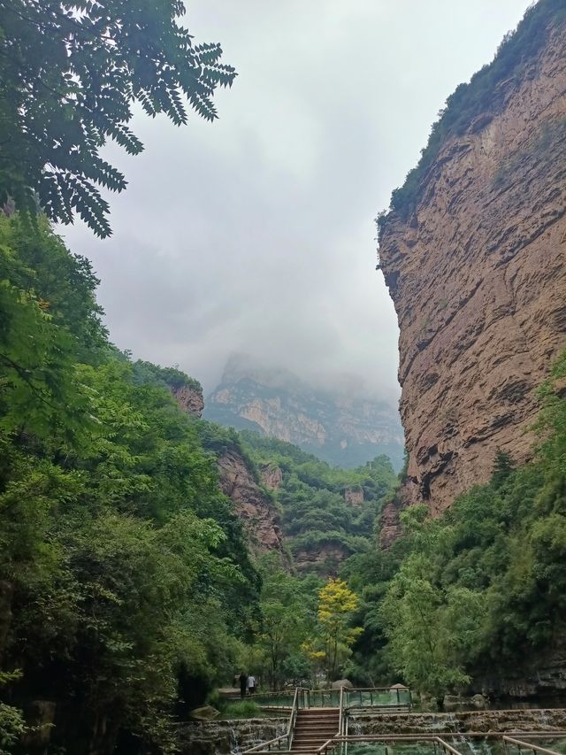 隱藏於太行山的美麗大山-太行大峽谷桃花谷。