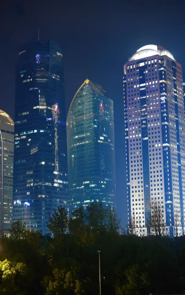 [Must-Visit in Shanghai] The Three Towers of Shanghai: Unlock a New Perspective of the Skyline! 