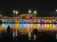 泰州行1：乘船夜遊鳳城河。