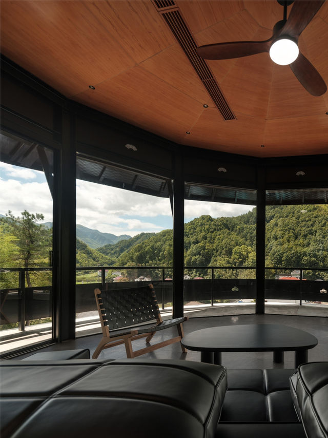 安吉新晉酒店 | 山野宋式美學 | 樂致雲深。 安吉新晉酒店 | 山野宋式美學 | 樂致雲深。