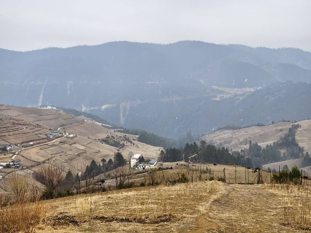 哈巴雪山