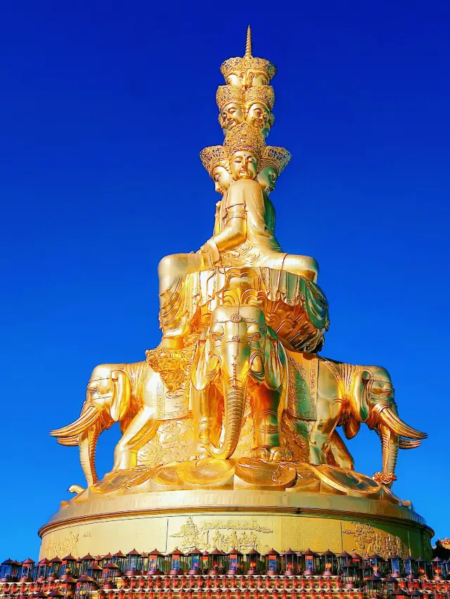 Private New Year Suggestions | Emei Mountain Hot Springs, a Festive Mood