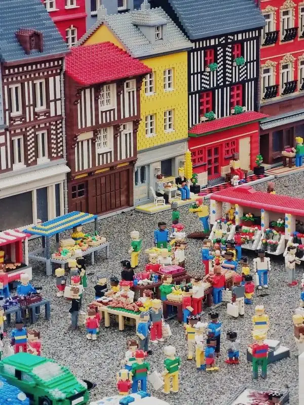 Explore the Miniature World of LEGOLAND Windsor