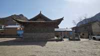 與佛頭寺隔河相望的宋代古建