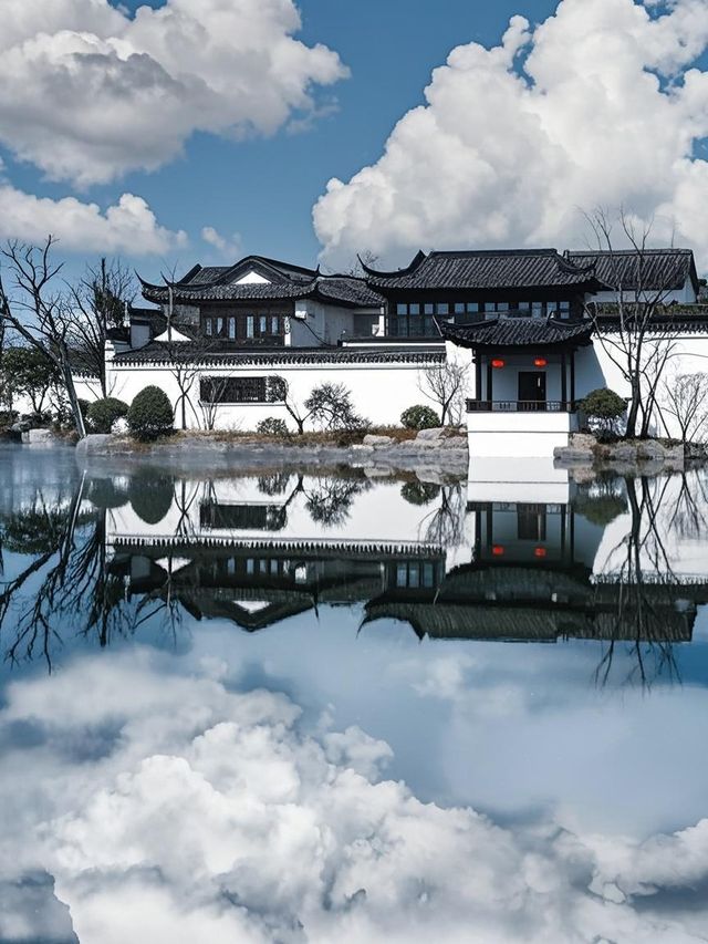 搖櫓船送娃登基？！這座江南孤島酒店，爸媽飲茶睇娃玩