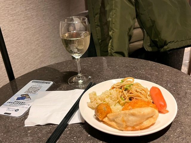 ✨香港50年情不變之旅！機場貴賓室大評比✨