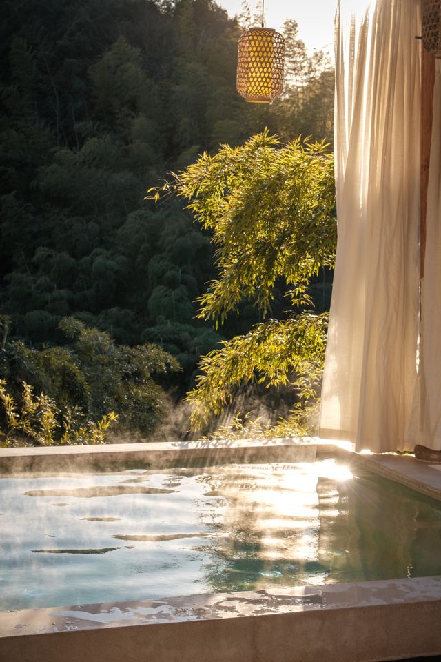 安吉躺平封神！私湯+瀑布+山野下午茶～