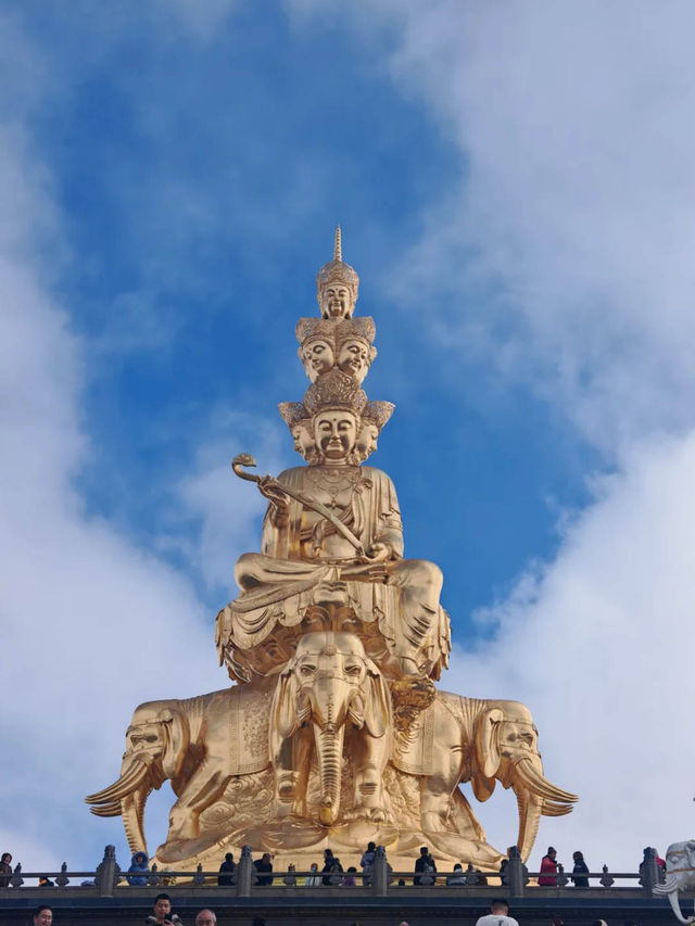 峨眉山今日照片｜雲海奇觀，運氣爆棚！