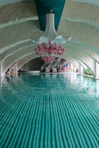 Fuxian Lake’s top luxury hotel is newly launched, Baoli Bay turns Alice’s Wonderland into reality