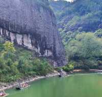 【武夷山3天2夜】人均2k住進山水畫裡!巖茶竹筏+秘境徒