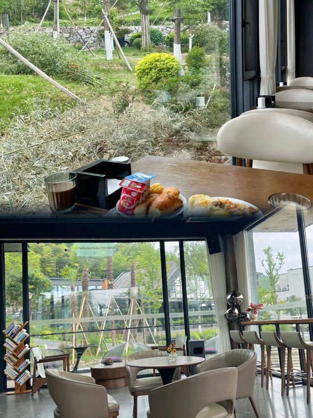 安吉躺平天花板！泡著山景私湯看竹海，打工人續命之旅