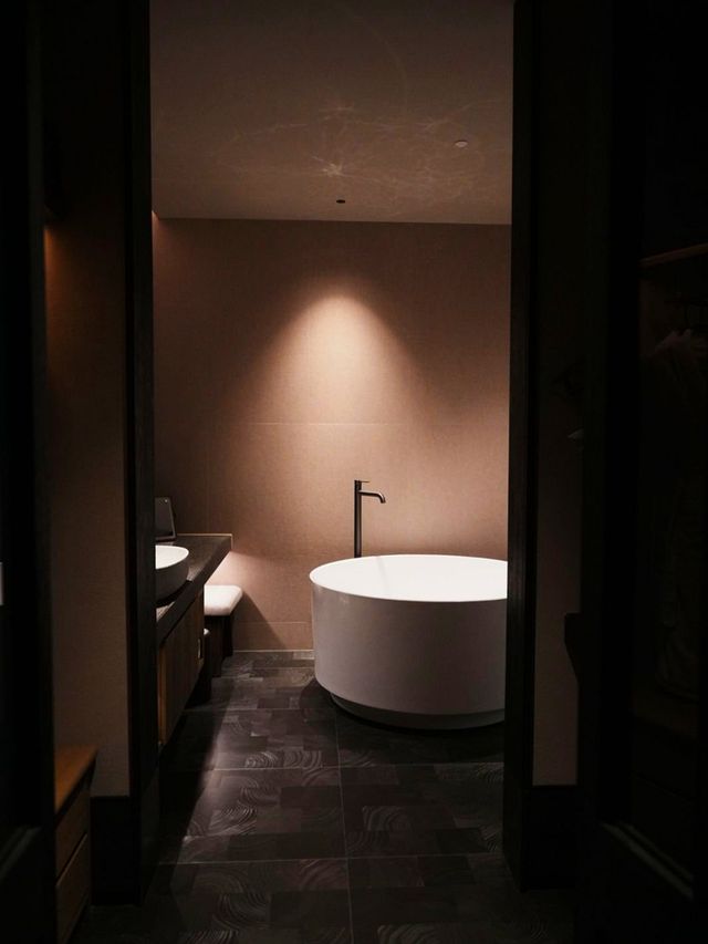 鐘樓旁回民街樓上,躺進老城的鬆弛裡 鐘樓旁回民街樓上,躺進老城的鬆弛裡