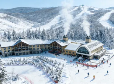 Keketuohai International Ski Resort: Asia's Longest Snow Season – 71° Steep Black Diamonds | Trip.com Fuyun