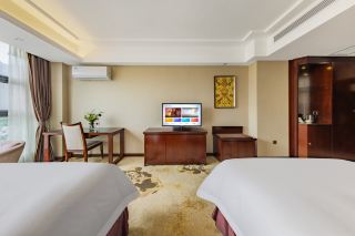 River view hotel ceiling
