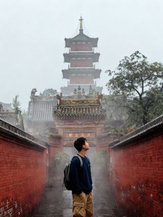 Zishou Temple, hidden in Lingshi, Shanxi, is a thousand-year-old secret forgotten by the world. If we're talking about underrated ancient temples in Shanxi, Zishou Temple in Suxi Village, Lingshi, must be mentioned.