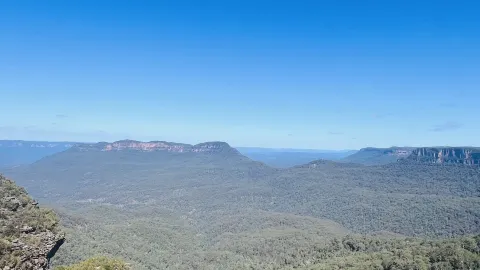 Chuyến đi Úc mùa thu 5 ngày: Hãy giữ cuốn hướng dẫn này bên mình! — traveler post in Canberra