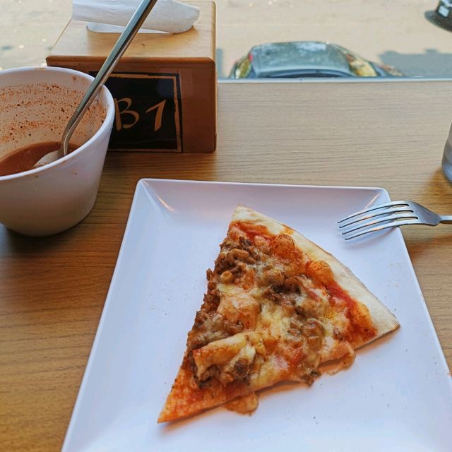 Pizza rock 搖滾披薩 薄餅8吋與12吋 美式披薩