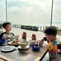 【 望住大海景嘆美食 】