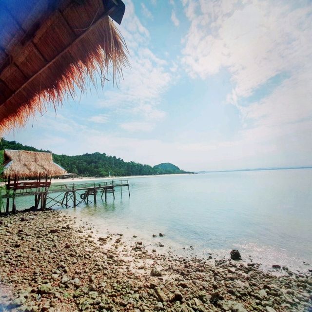 เกาะทะลุ Island รีสอร์ทแอนด์สปา