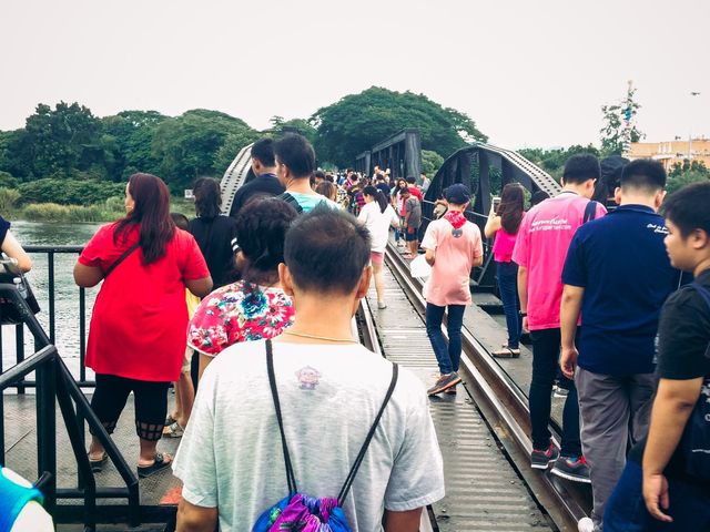 • สะพานข้ามแม่น้ำแคว  จังหวัดกาญจนบุรี 🛤️🚞✨