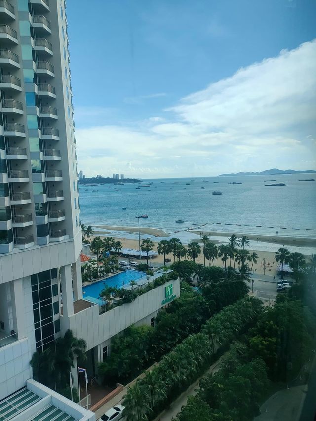 ☀️ปะทะทะเล ให้นึกถึง อมารี พัทยา🏝️