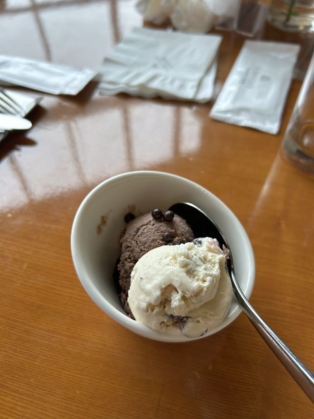 ［宜蘭/礁溪］ 雲天自助餐廳🍴｜被自助餐耽誤的風景區?!🤣 