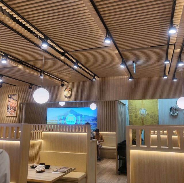 岡山捷運對面廣場3樓-日式料理小泉聚場