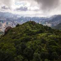 香港🇭🇰 ｜飽覽港九維港的城市景色🏙️ - 飛鵝山觀景台