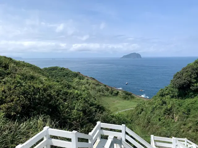 🌊  基隆望幽谷濱海步道，大海的擁抱 🏖️