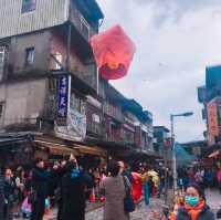 대만 스펀 기찻길 풍등 날리기 체험🏮