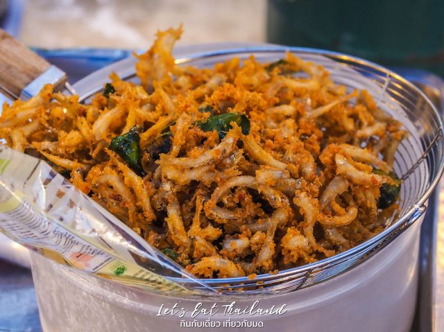 ตลาดเช้าริมน้ำ ซุปเปอร์มาเก็ตแห่งอุทัย